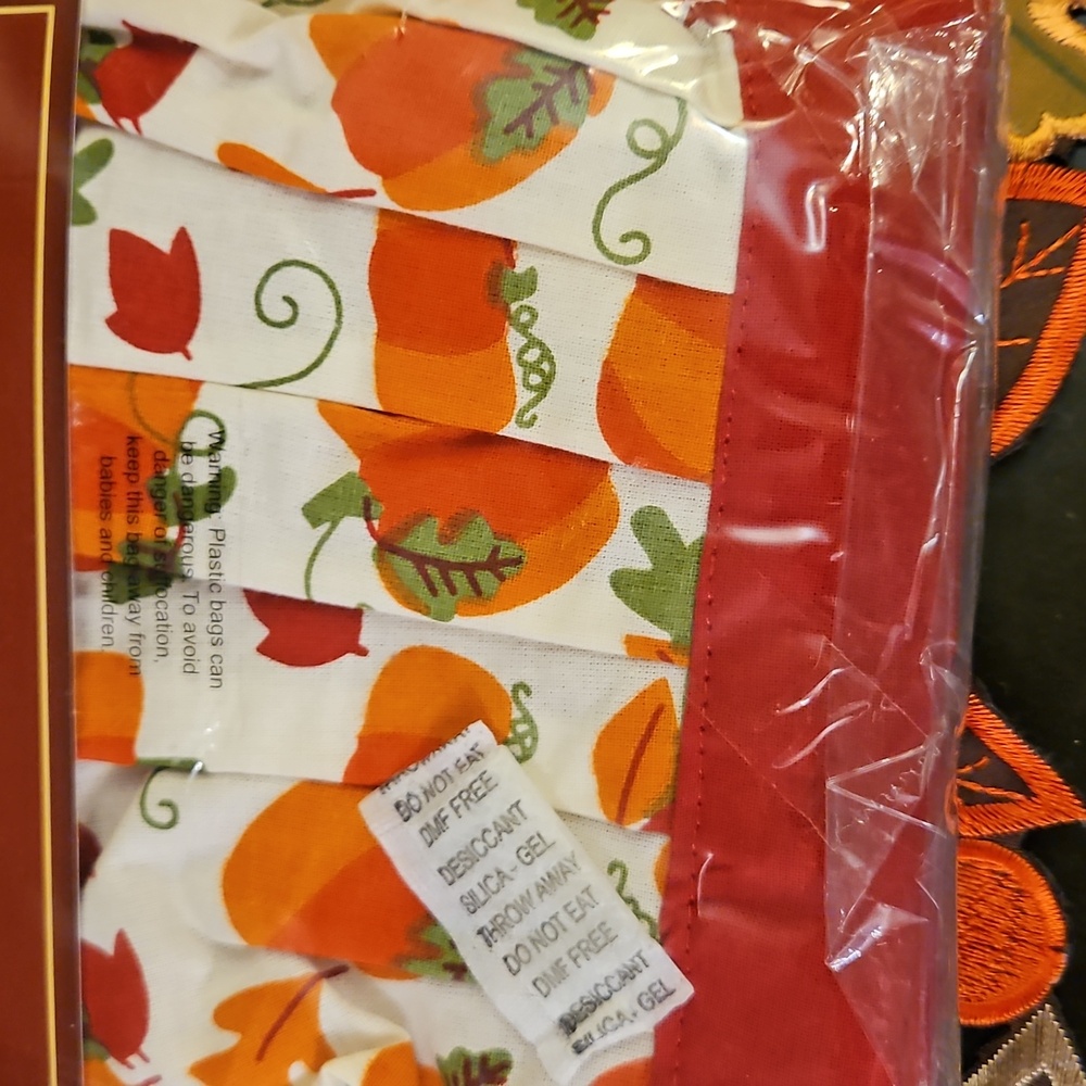 Festive Fall Apron Set - Picture 5 of 6